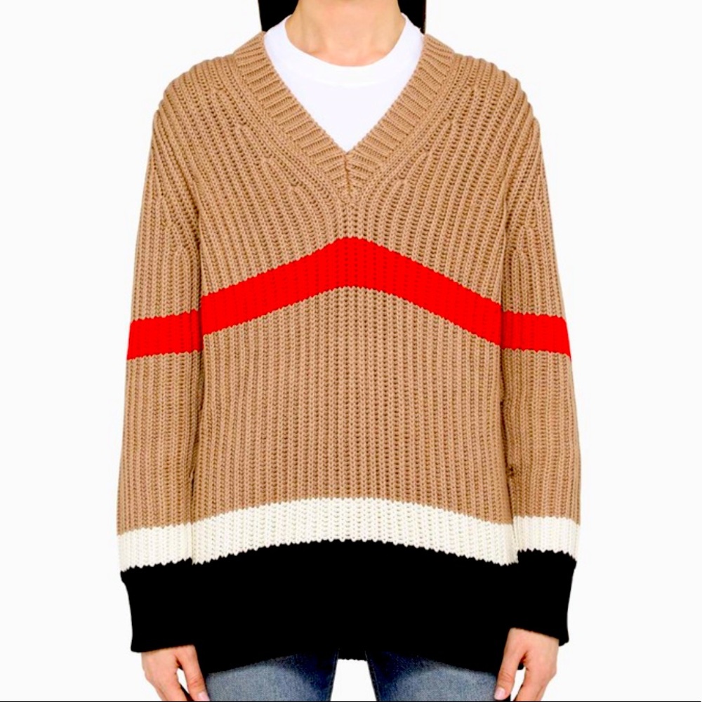 BNWT Burberry Sweat Shirt V-neck Cashmere Blend